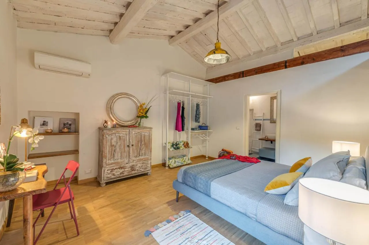 Apartments Florence Borgo San Lorenzo Terrace Italien